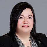 Carla Parente Advisor Portrait 