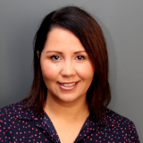 Rachel Cowan Headshot