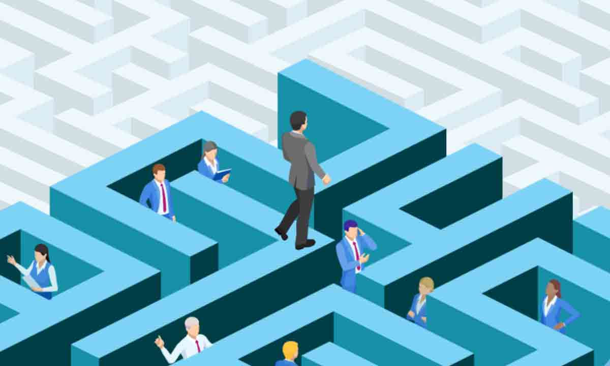 business-people-stuck-in-blue-maze