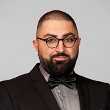 Amin Karim-Zadeh Advisor Portrait 