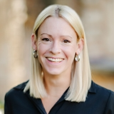 Headshot of Courtney Greggain