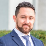 Headshot of Robert Toomey