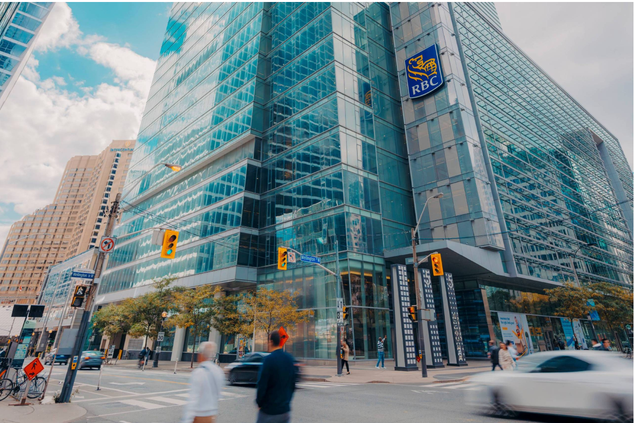 155 Wellington St. W