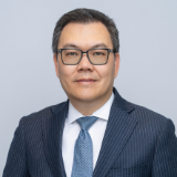 Raymond Lou Advisor Portrait 