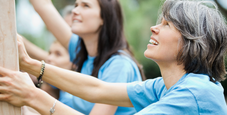 female volunteers