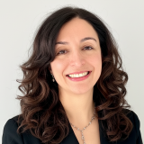 Leila Fiouzi Advisor Portrait 