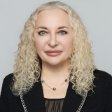 Tetyana Dyakovska Advisor Portrait 