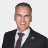 Graeme Porter Advisor Portrait 