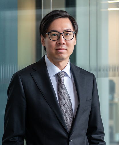 Pakkin Lee headshot.