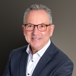 Ken Lancaster headshot.