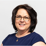 Juliana Battiston headshot.