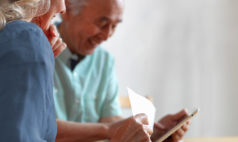 senior in page with family